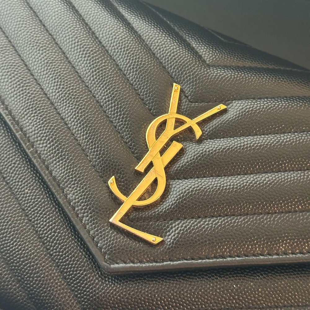 YSL Classic Cassandre Chain Wallet in Grain De Poudre Leather in Black - Picture 3 of 16
